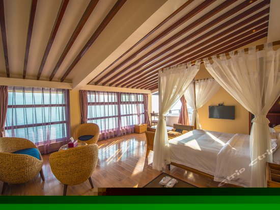 复式海景豪华套房