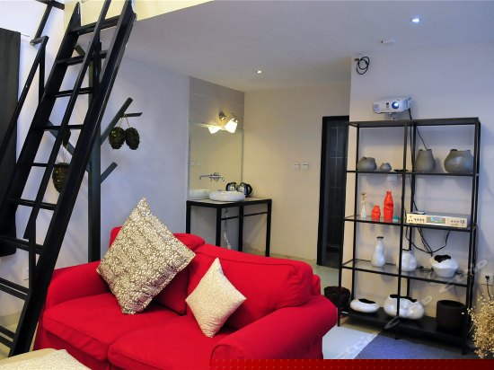 二楼梦影云端套房