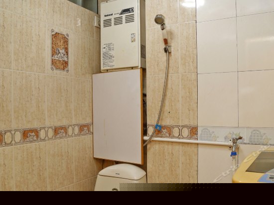 豪华女生四人横舱房