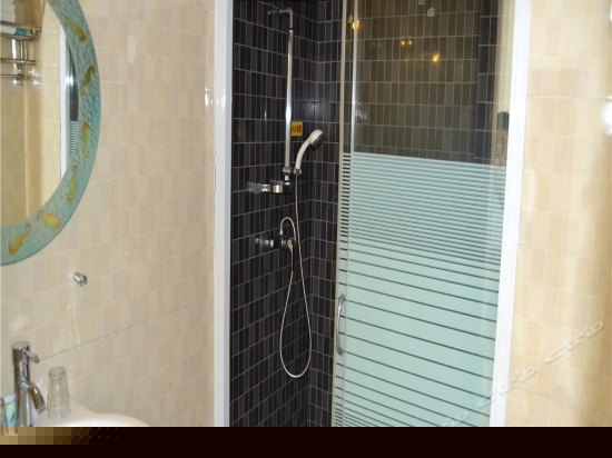 180度豪华海景套两房两厅