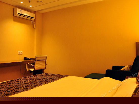 特价大床房（无窗）