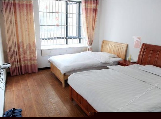 双床房
