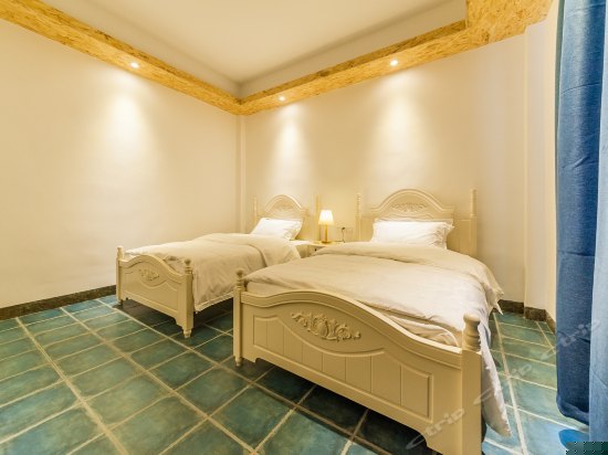 园景特价双床房