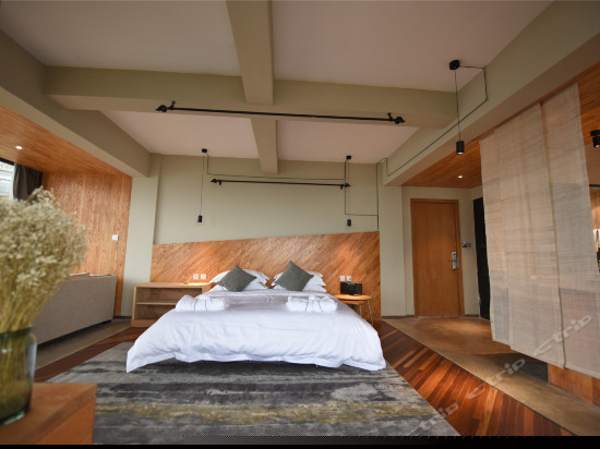 270度无敌露台海景蜜月大床房