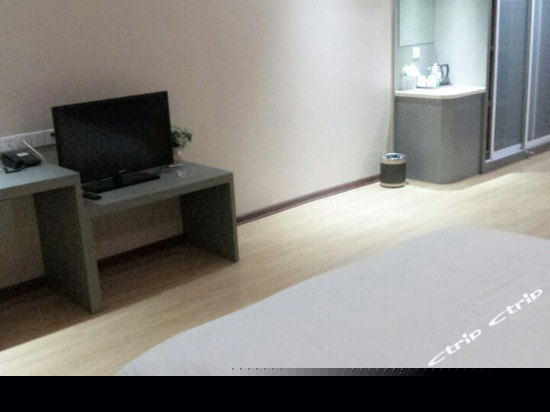 普通大床房（无窗）