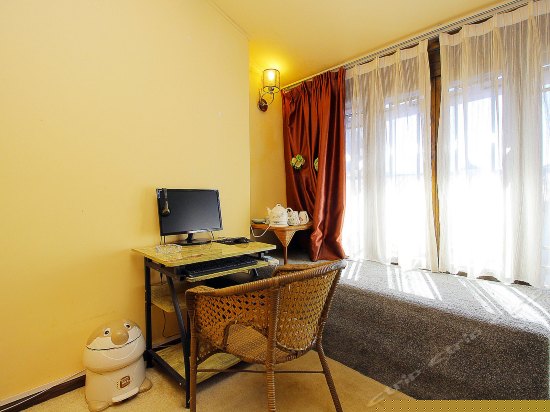 问月豪华观景大床房201