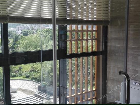 溪山园景亲子套房