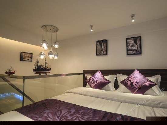 特价复式大床房