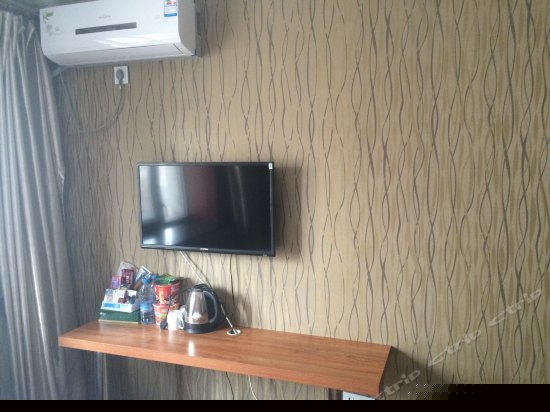 标准间（一张床）