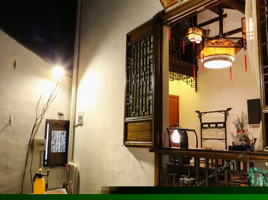 永安缘临河阳台观景大床房