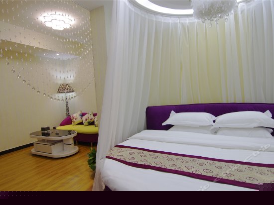 奢华浪漫圆床房（无窗）