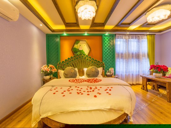 2号院豪华圆床房