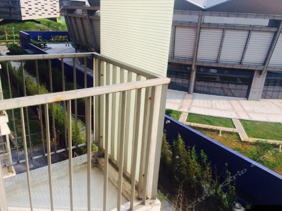 套房（两房一厅）