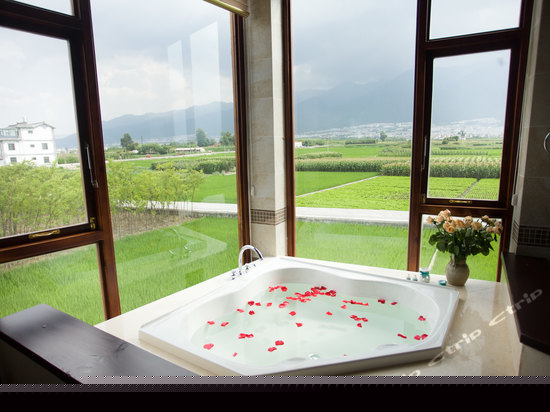 雨水高级田园大床房