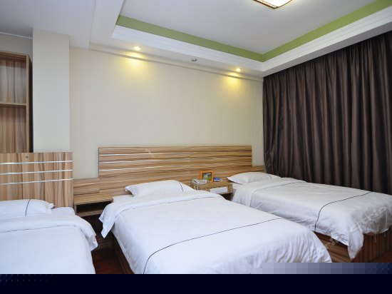 独立阳台观景三人间