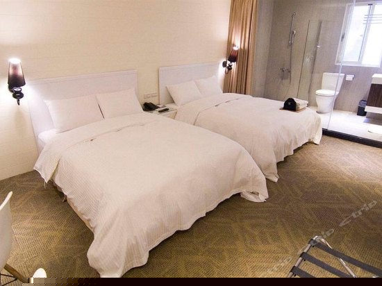 爱魅居淋浴4人房