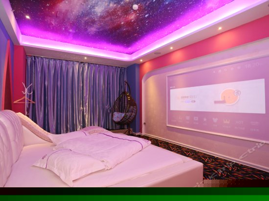 异国风情影院房