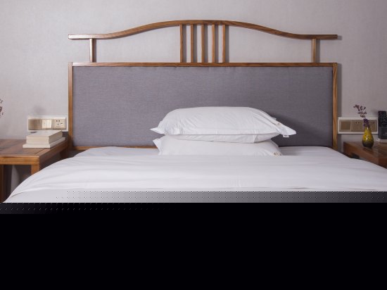 月上梅梢大床房