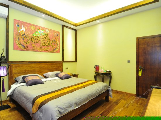 观景豪华大床房