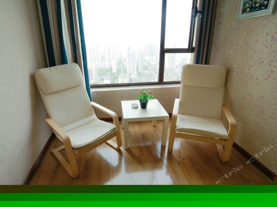 江景豪华大床房