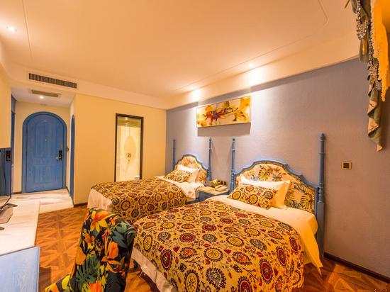 海景花园阳台标准间