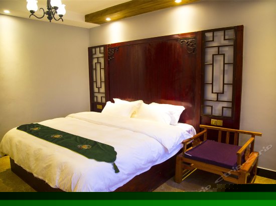 特色江景大床房