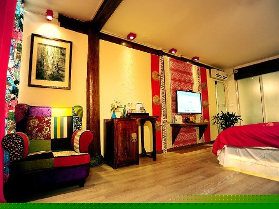 古城寻梦豪华纳西大床房