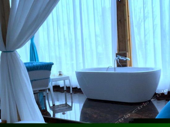 私享海景星空浴缸大床房-斗亚兰