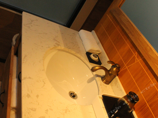 A区浪漫花海帐篷客房