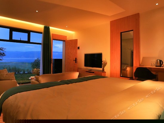 花园海景大床房