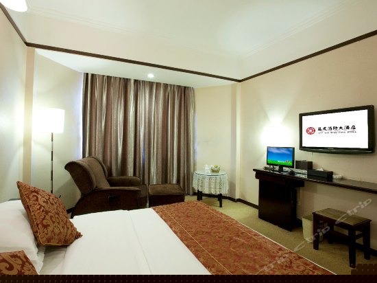 商务大床房