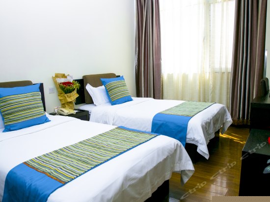 标准双床房