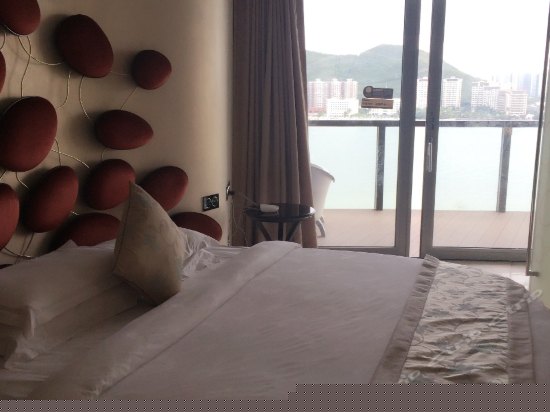 270°至尊家庭套（两房一厅）