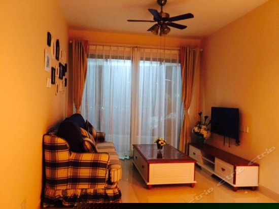 豪华园景复式两房一厅