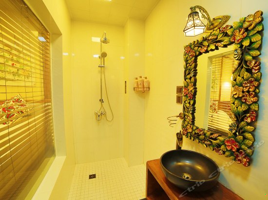 似水流年舒适标准间