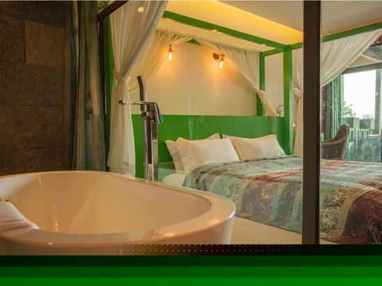 精致海景大床房