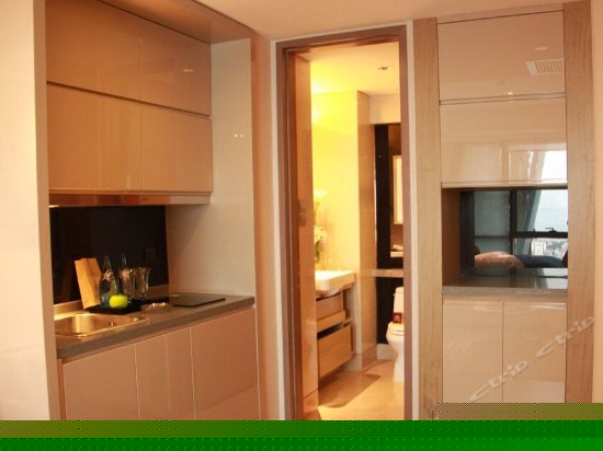 商务城景大床房