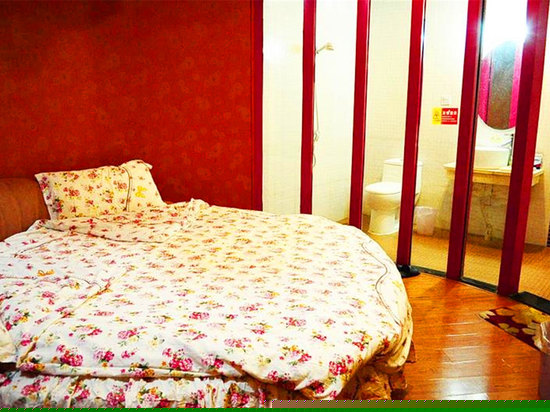 迷你大床房(无窗)