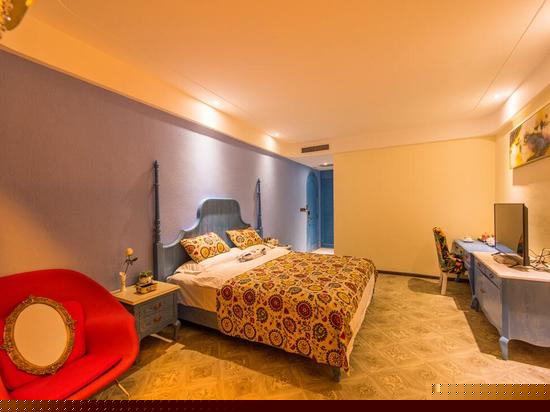 豪华地中海海景蜜月大床房