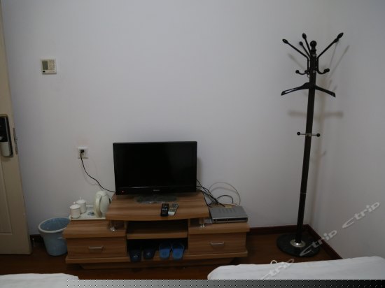 标准双床房(无窗)