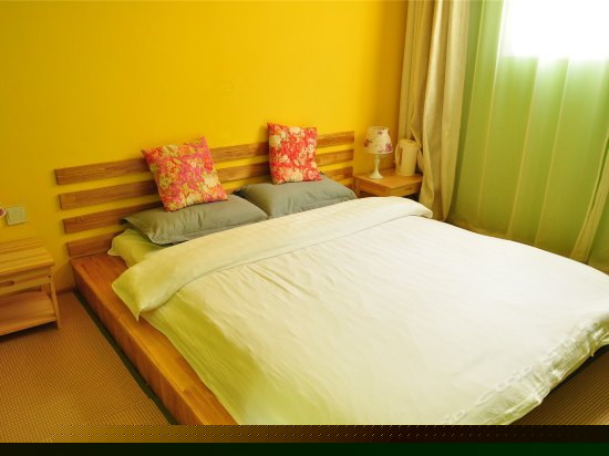 榻榻米舒适大床房