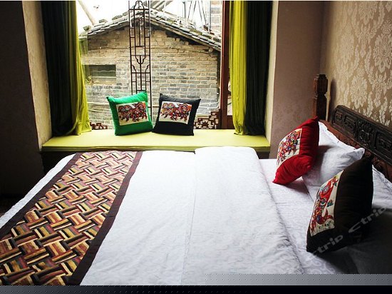 精品大床房（三寸日光）