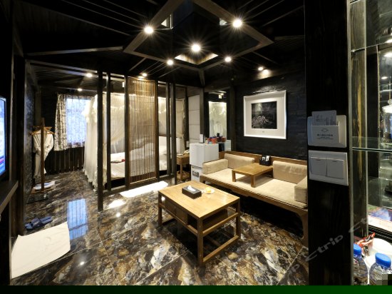 古胡杨行宫园景单人间