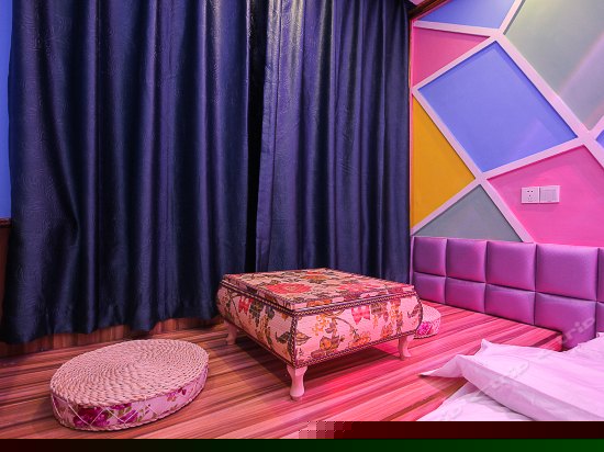 榻榻米主题大床房