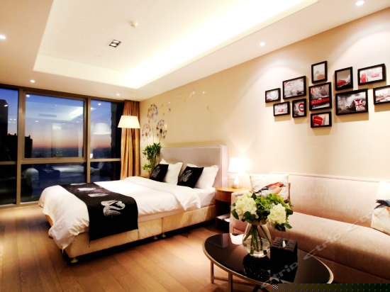 四季观海大床房