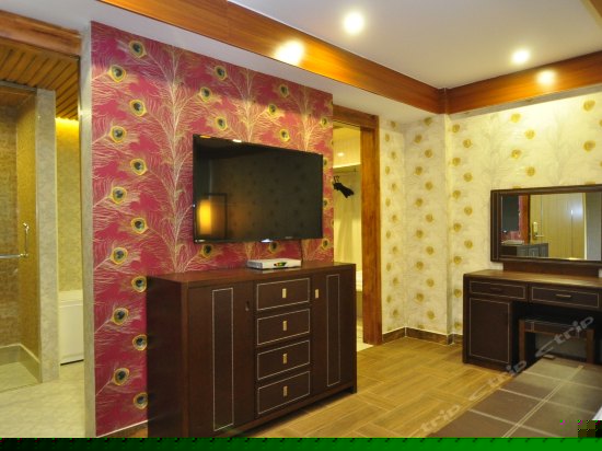 庭院江畔景观大床房