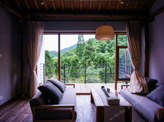 开心居臻选大床房