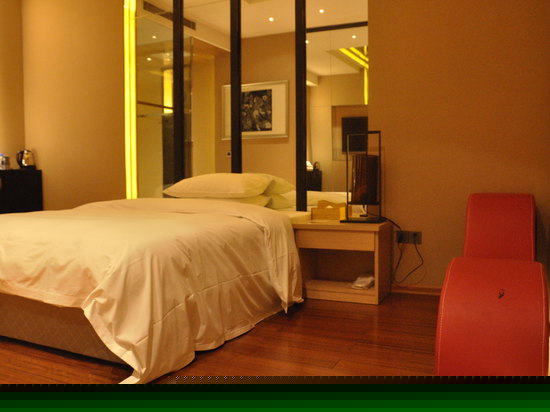 副楼怡家情侣房单间（无窗）