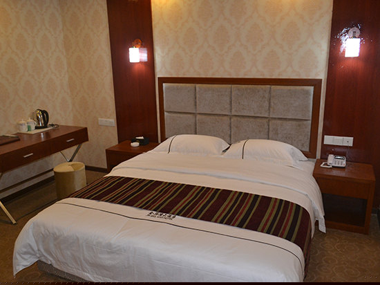 标准大床房