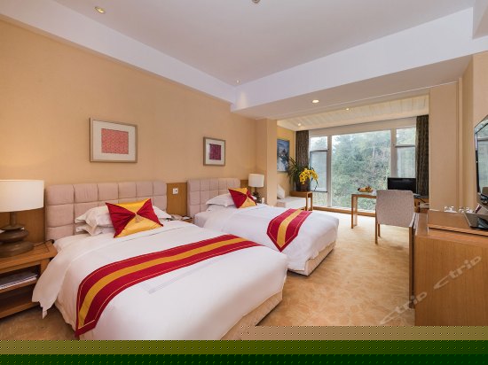 8号楼标准双床间